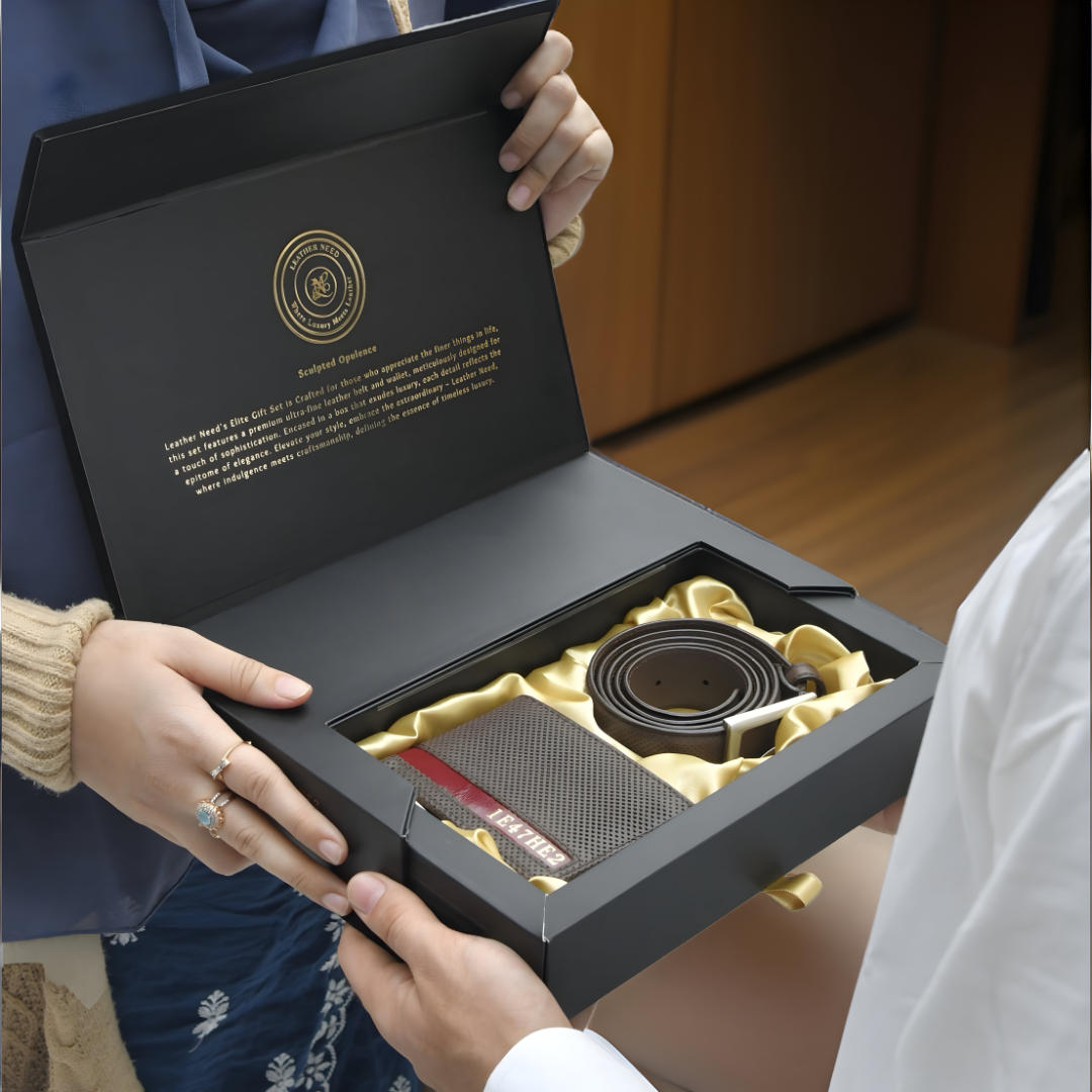 Luxury Signature Gift Set for Men | LeatherNeeds Exclusive – Leather Need